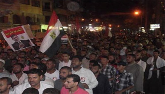 3 مسيرات ليلية بـ"مغاغة" استعدادًا لانتفاضة 25 يناير
