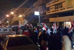 مسيرة لثوار مركز ببا تندد بسوء الأحوال المعيشية