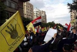بالصور.. مدينة نصر تهتف: "لن تركع أمة قائدها محمد"
