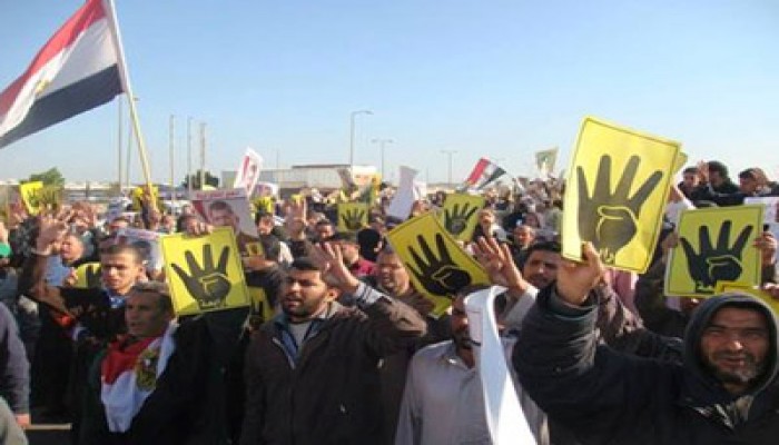 فيديو.. مسيرة تطوف شوارع سعدون بالزقازيق رفضًا للانقلاب