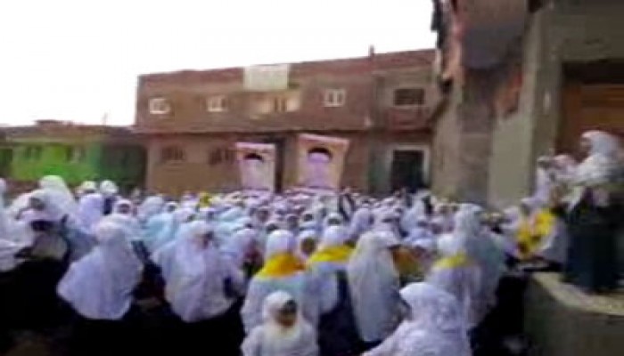 فيديو.. مسيرة لطالبات المنصورية تدعو لانتفاضة 25 يناير ‏