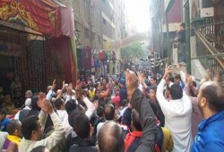 وقفة مفاجئة لأحرار المعادي ضمن فعاليات جمعة "معا نثور"