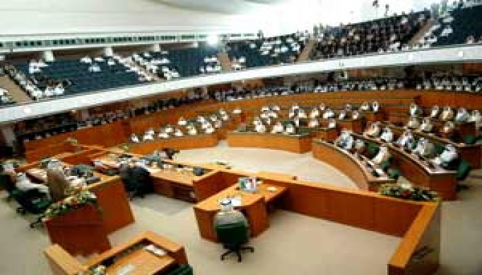 برلماني كويتي: دول غربية زرعت العنف والاستبداد في الوطن العربي