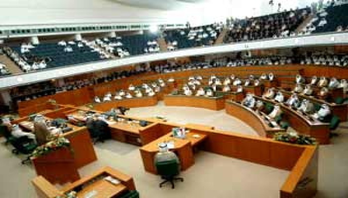 برلماني كويتي: دول غربية زرعت العنف والاستبداد في الوطن العربي