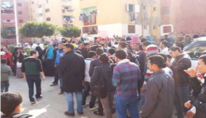 وقفة حاشدة لطلاب جامعة السادات تدعو لانتفاضة 25 يناير