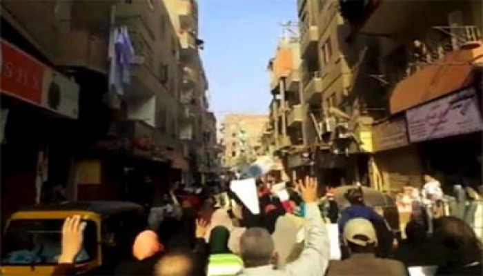 ثوار الحوامدية في مسيرة حاشدة رغم كثافة ميليشيات الانقلاب
