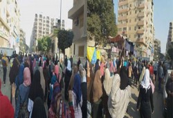 ثوار حلوان: "ثوار صامدين.. وهنرفع راية الدين"