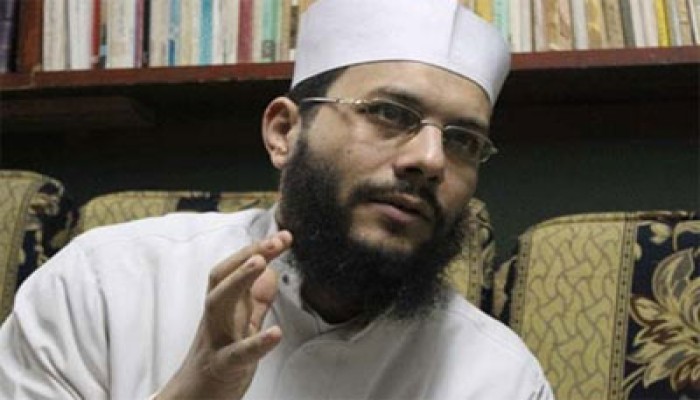 إصابة د. محمود شعبان بشلل نصفي والانقلاب يمنع  زيارته