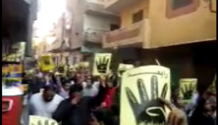 ثوار أبو زعبل يدعون بالاصطفاف ويهتفون بالقصاص للشهداء