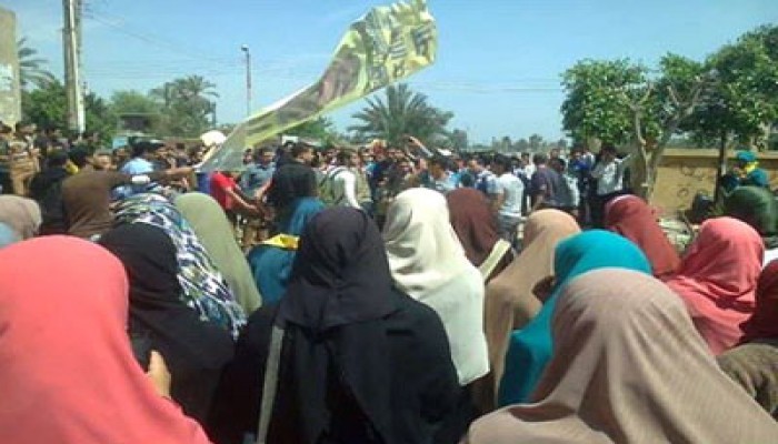 مسيرة حاشدة لطلاب أزهر تفهنا رفضًا لحكم العسكر