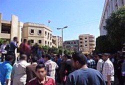 أمن الانقلاب يعتدي على وقفة بأزهر طنطا والطلاب يتصدون لهم