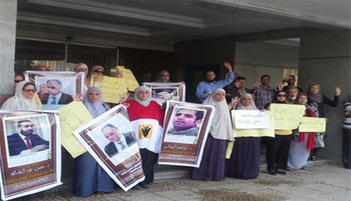 "أسر معتقلي هيئة تدريس الزقازيق" تطالب بالإفراج عن ذويهم