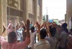 فيديو.. وقفة لطلاب "أزهر تفهنا" رفضًا ‏لتسييس القضاء