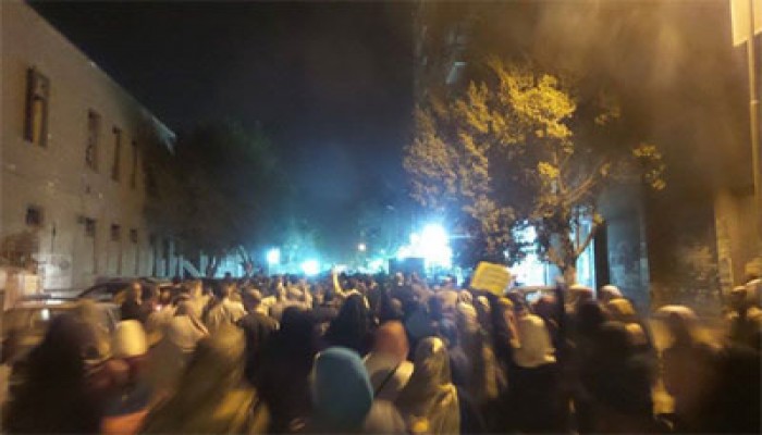 مسيرة حاشدة بحلوان تهتف بسقوط حكم العسكر