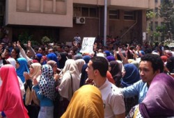 طلاب جامعة المنوفية يواصلون انتفاضتهم ضد تبرئة المخلوع وزبانيته