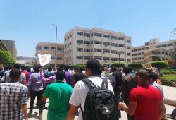 طلاب جامعة الزقازيق يصعدون تحديًا لإجرام ميليشيات الانقلاب