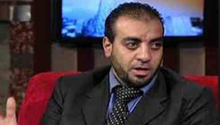 اتحاد الثورة المصرية: الكرة في ملعب الشعب