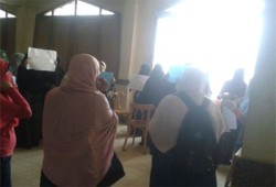 وقفة لطالبات أزهر الخانكة رفضا للأحكام الجائرة بحق الحرائر