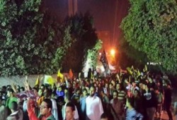 بولاق الدكرور تهتف: "مش هنفرط في الشرعية"