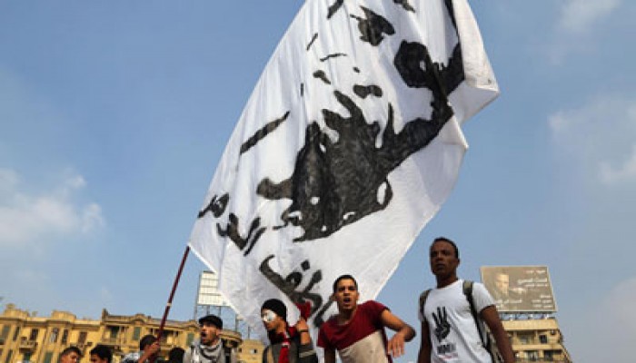 طلاب تفهنا يدعون القوى الثورية للتوحد فى ذكرى محمد محمود