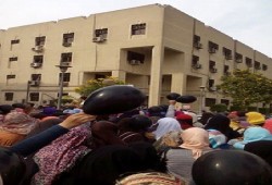 بالصور.. مسيرة جامعة القاهرة في ذكرى أحداث محمد محمود