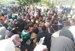 وقفة طلابية بهندسة كفر الشيخ رفضًا للانقلاب الدموي