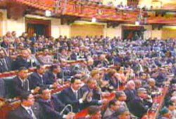 البيان الأول لنواب مجلسي الشعب والشورى: الانقلاب يهدر ثروات مصر