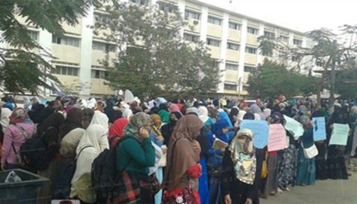 بالصور.. طالبات الأزهر بالقاهرة ينددن بخطف زميلاتهن