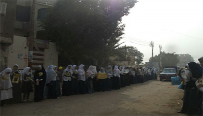 وقفة حاشدة لطالبات الفيوم تضامنًا مع انتفاضة السجون الثالثة