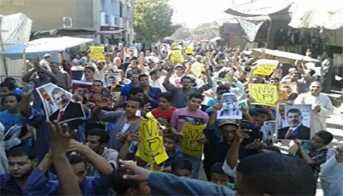 مسيرة شبابية بكوم أمبو رفضًا للانقلاب واعتقال الطلاب