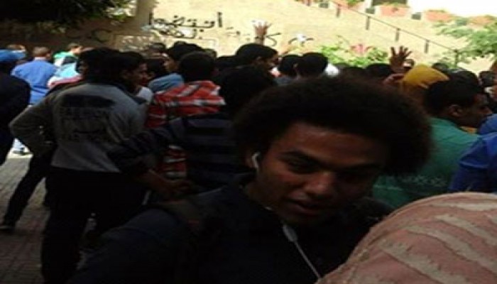 بالصور.. مسيرة حاشدة لطلاب جامعة القاهرة