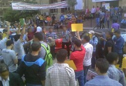 بالصور..فعالية طلاب جامعة الأزهر ضد جرائم العسكر في سيناء