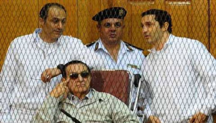 تأجيل طعون المخلوع وعصابته في "قطع الاتصالات" لـ10 يناير