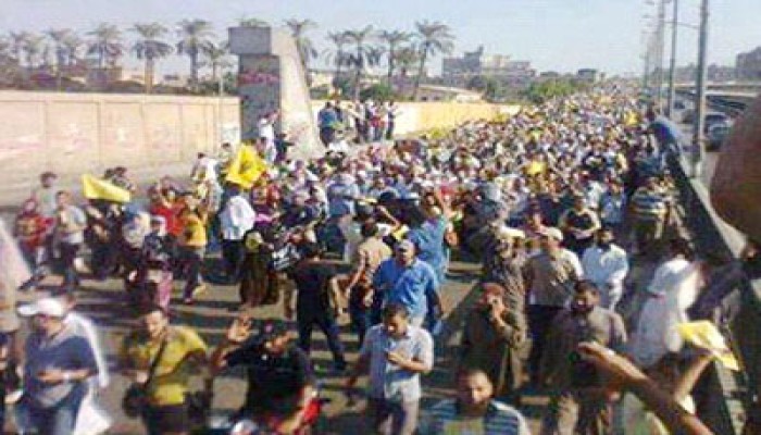 بالصورة.. أهالي فيصل يهتفون ضد تهجير أهالي سيناء