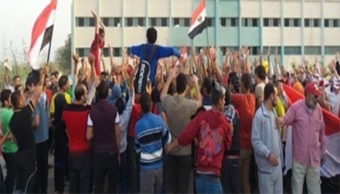 فيديو.. شباب بلبيس يتظاهرون ضد تهجير أهالي سيناء