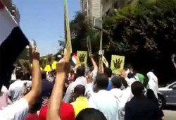 ثوار مدينة نصر ينددون بجرائم العسكر ضد أهالي سيناء
