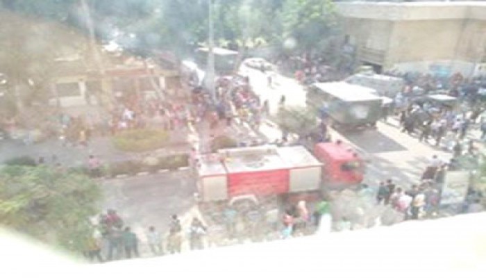 بالصور.. ميلشيات الانقلاب تقتحم جامعة المنصورة