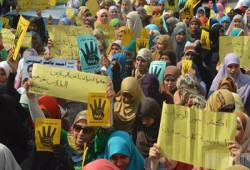 وقفة حاشدة لطلاب هندسة طنطا رفضًا لحكم العسكر