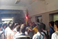 بالصور.. طلاب هندسة حلوان يطالبون بالقصاص من الانقلاب