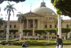 جامعة القاهرة تبحث تعليق الدراسة مع استمرار  فشل "فالكون"