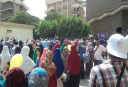 طالبات أزهر الإسكندرية يهتفن بالحرية للمعتقلين والمعتقلات