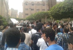 مسيرة طلابية بأزهر الدراسة تهتف بإسقاط شيخ العسكر