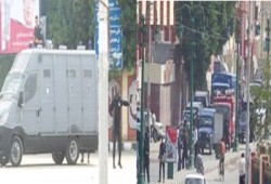 قوات الانقلاب تحتجز 7 طلاب بجامعة أسيوط بينهم طالبتين