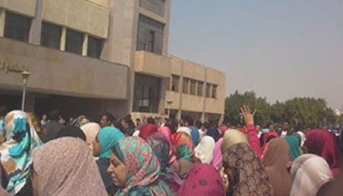 بالصور.. جامعة حلوان تنتفض رفضًا لقمع الطلاب