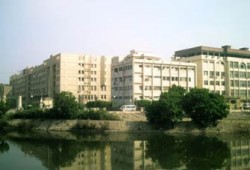 تواصل إضراب هيئة التمريض بجامعة الزقازيق لليوم الثالث