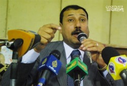 صابر أبو الفتوح: السيسي وراء طرد العمالة المصرية من ليبيا