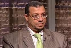 الأطباء يؤكدون حاجة الصحفي هاني صلاح  لـ 3 جراحات عاجلة