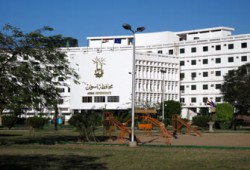 الانقلاب يشرد طالبات هندسة أسوان بعد إغلاقه المدينة الجامعية