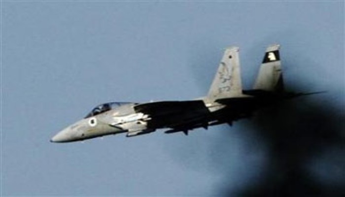 طائرات الاحتلال تقصف مقر الهلال الأحمر الفلسطيني في غزة