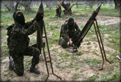 كتائب القسام تقصف حيفا بصاروخ R160